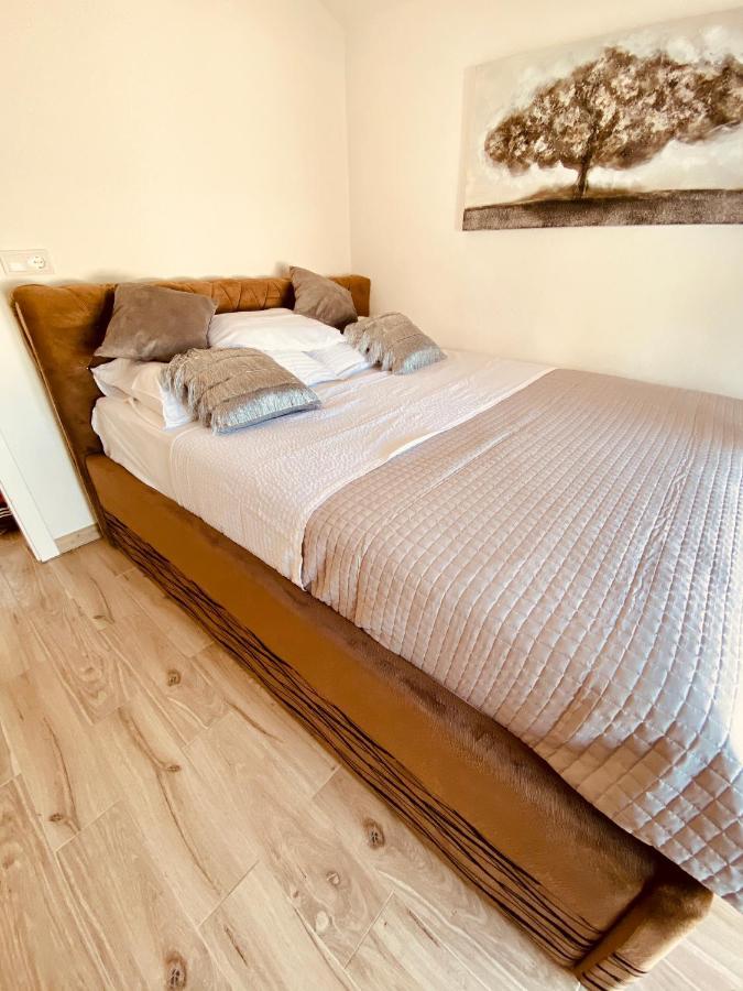 Apartment Elena Donji Okrug  Ngoại thất bức ảnh